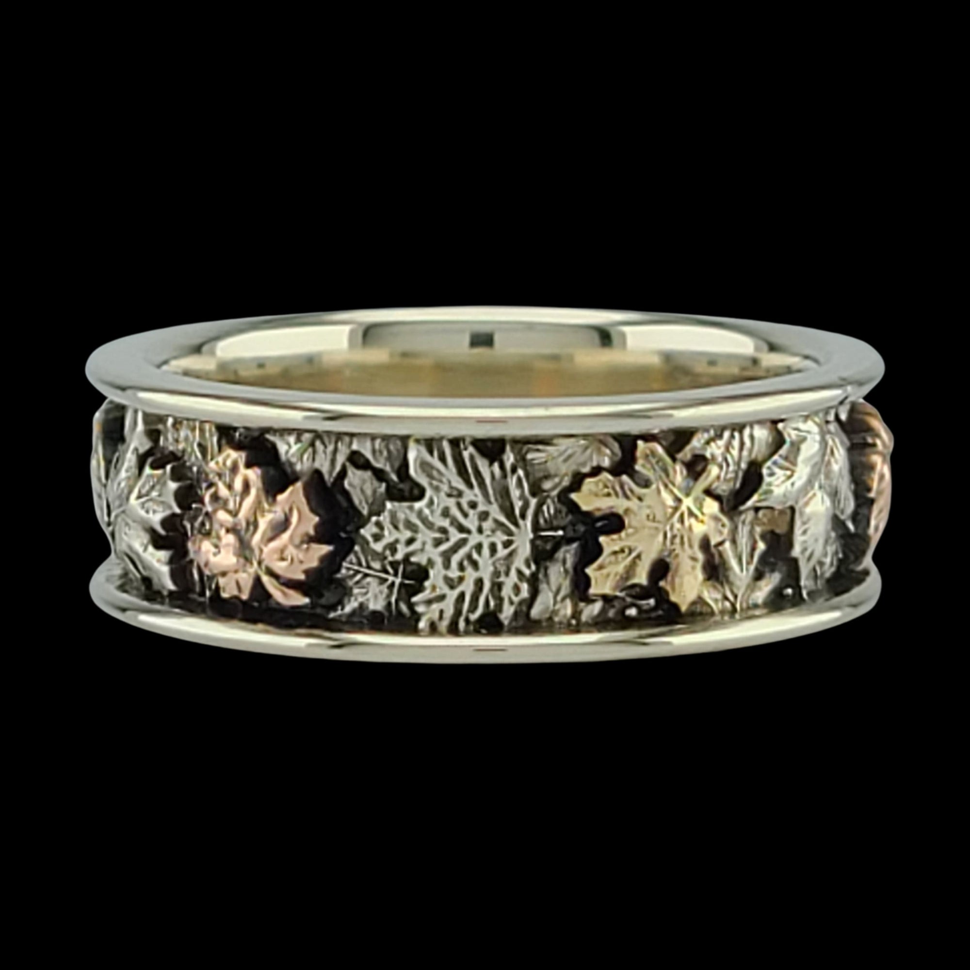 AUTUMN MAPLE TREE LEAVES BAND RING 3-TONED