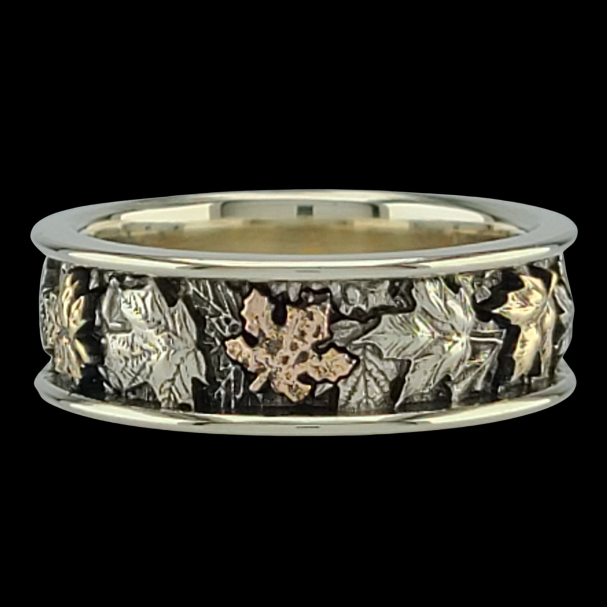 AUTUMN MAPLE TREE LEAVES BAND RING 3-TONED