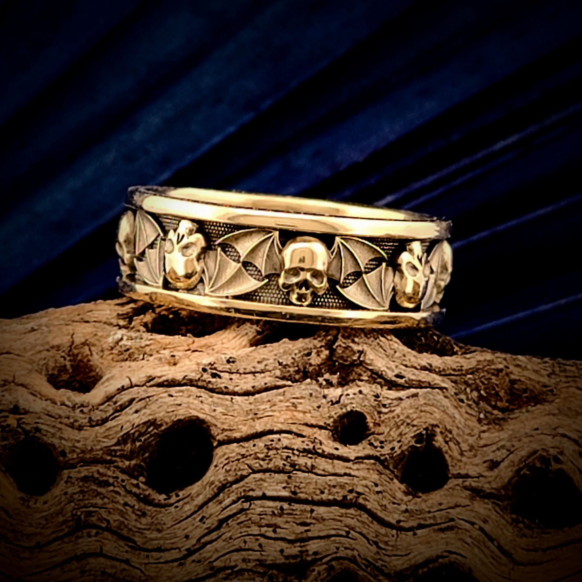 FUN SKULL WITH BAT WINGS GOTHIC RING Halloween Inspired Winged Skull Design Gothic Fantasy Jewelry Gift for Gothic & Alternative Fashion Enthusiast