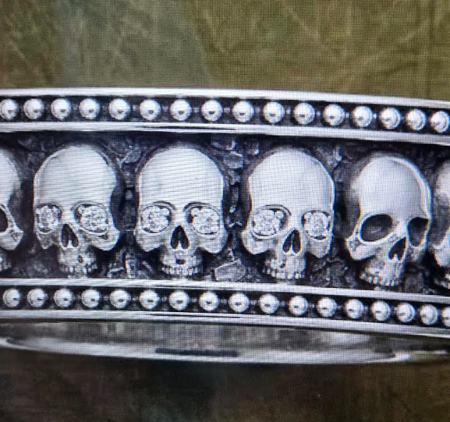 Special Order for C.B. - Patinum MM I Nrw with LG Diamonds in 1 of the skulls eyes