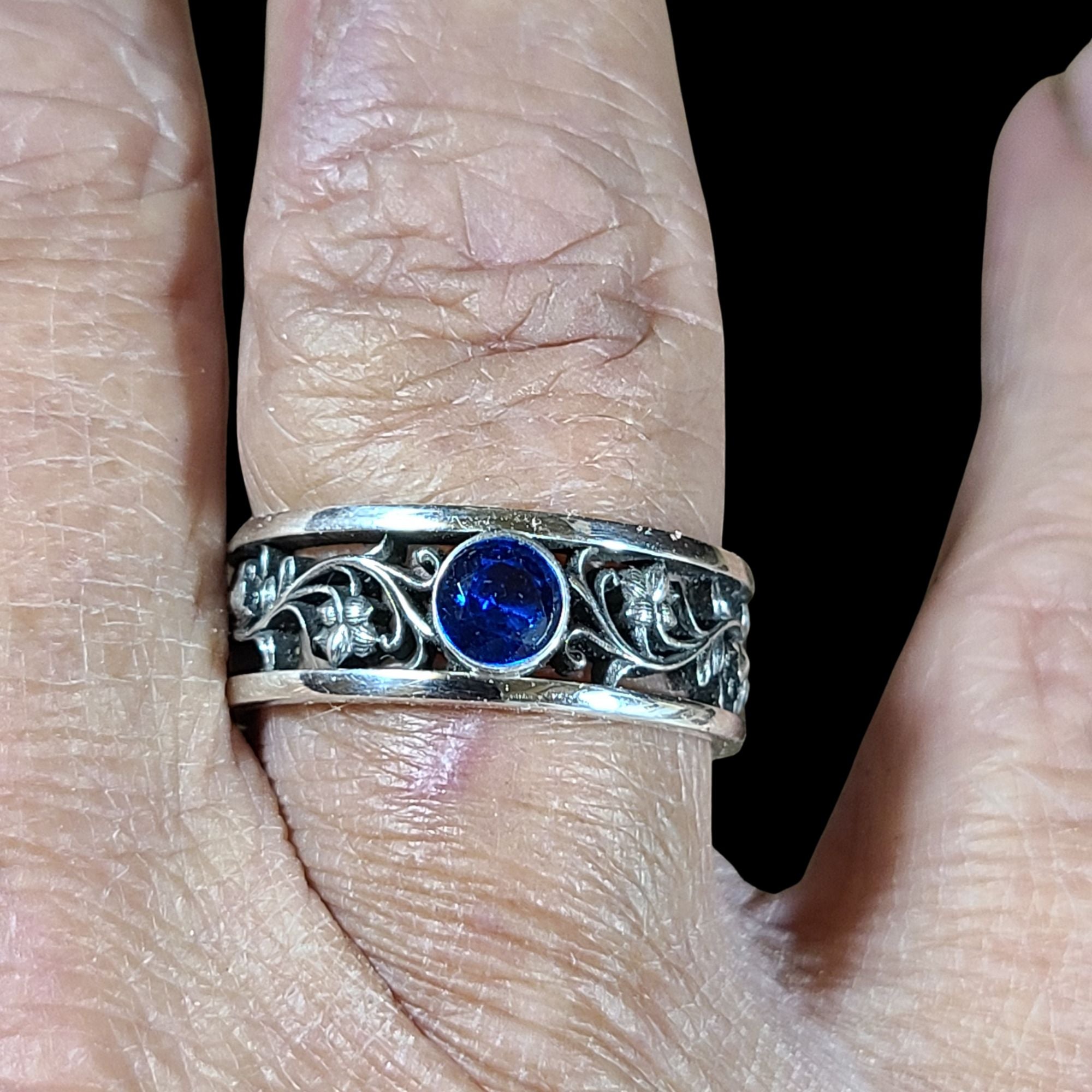 TRELLIS VINE Pieced Band See-Through Solitaire Ring with 5mm CUBIC ZIRCONIA