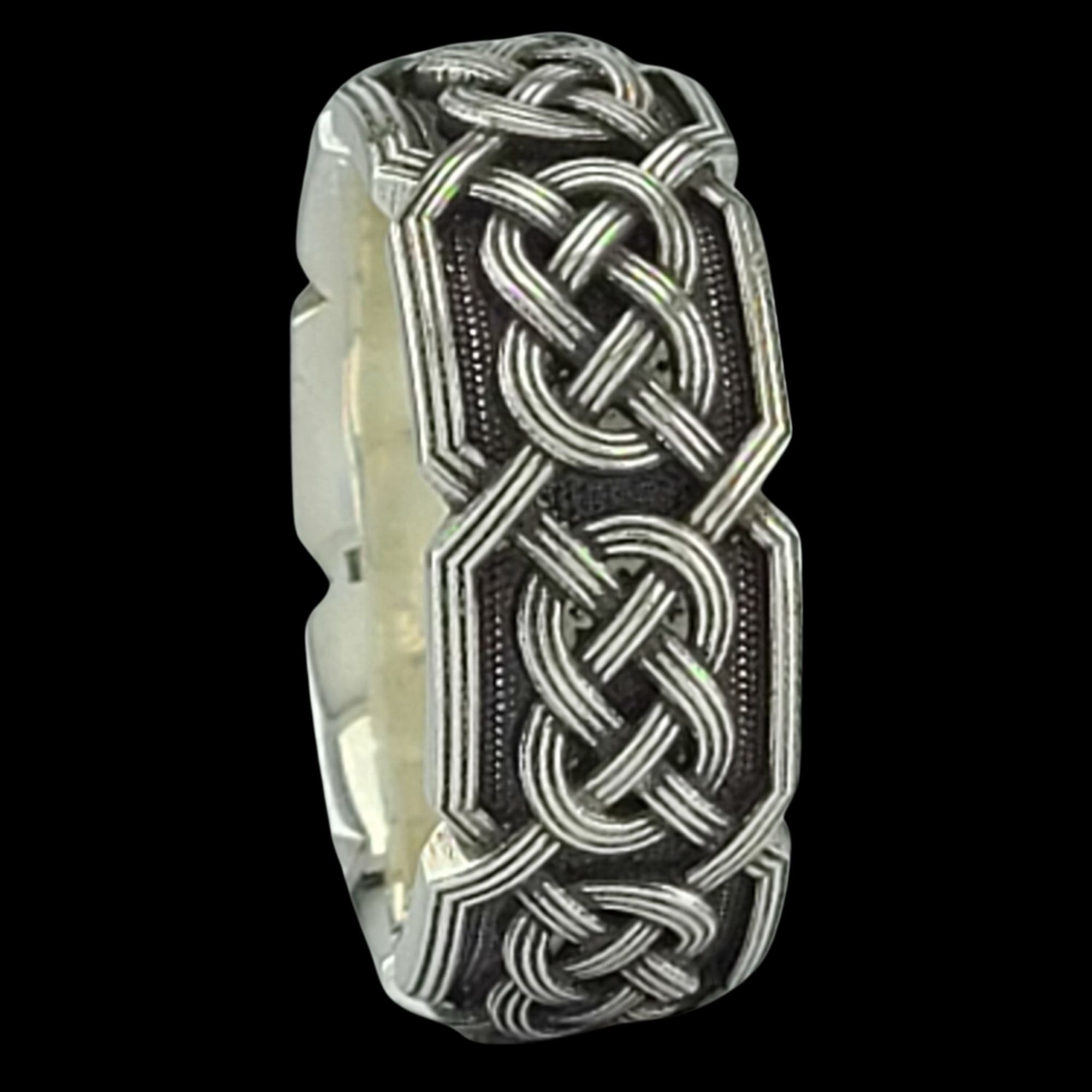 LUNCARTY - Starting at $209